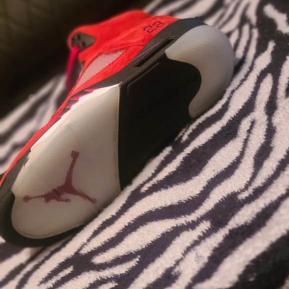 Shoes - Picture 4 of 4